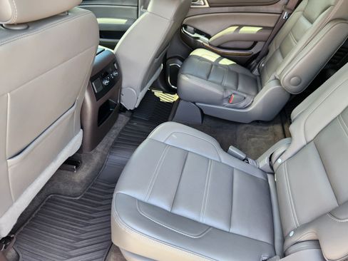 Used 2019 GMC Yukon Denali AWD/4WD image 10