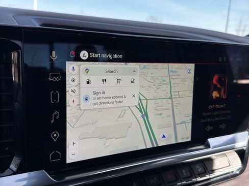 Used 2025 GMC Sierra 1500 SLT w/ SLT Premium Plus Package image 19