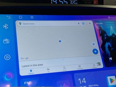 Used 2015 Hyundai Elantra Limited w/ Option Group 05 image 13