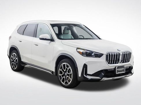 New 2026 BMW X1 xDrive28i w/ Technology Package AWD/4WD image 7