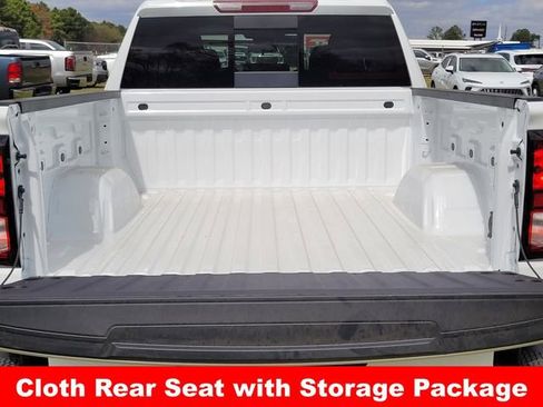 New 2026 GMC Sierra 1500 Elevation image 9