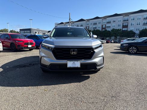 Used 2024 Honda CR-V EX image 8