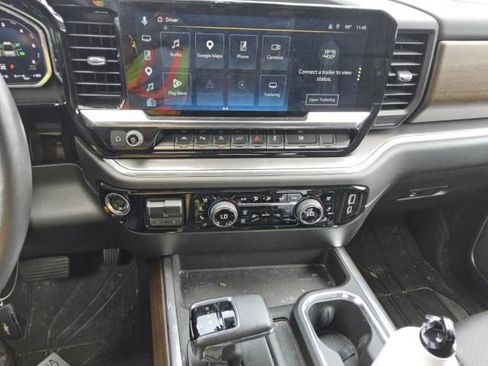 Used 2026 Chevrolet Silverado 1500 High Country AWD/4WD image 11