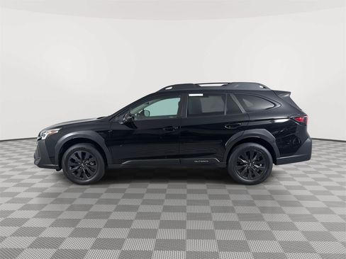 Used 2023 Subaru Outback Onyx Edition AWD/4WD image 4