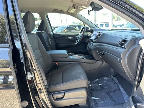 Used 2025 Honda Ridgeline Sport image 20