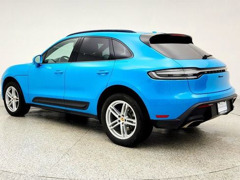 Used 2022 Porsche Macan w/ Premium Package Plus image 7