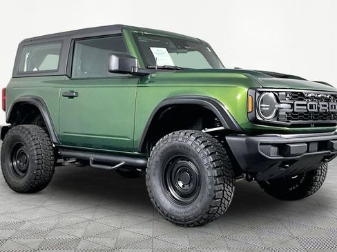Used 2022 Ford Bronco 2-Door AWD/4WD image 3