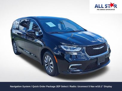 Used 2024 Chrysler Pacifica Limited
