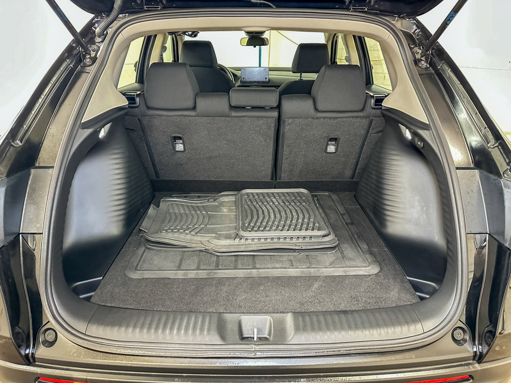 Used 2025 Honda HR-V LX image 17