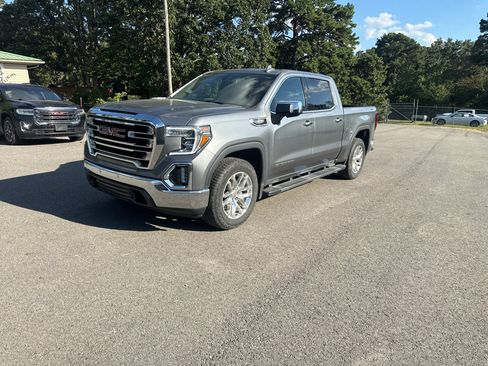 Used 2022 GMC Sierra 1500 SLT w/ SLT Premium Package AWD/4WD image 1