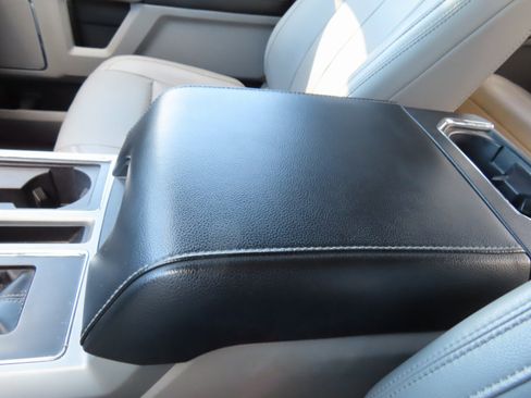 Used 2018 Ford F150 Lariat image 30