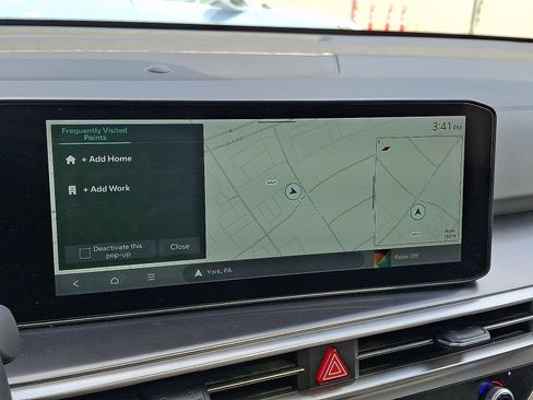 Certified 2025 Kia Sorento EX w/ Panoramic Sunroof Package AWD/4WD image 17