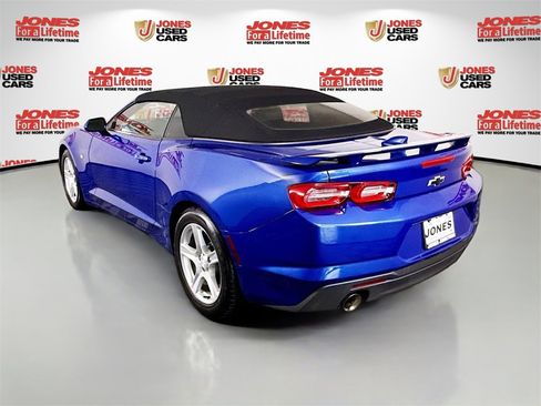 Used 2023 Chevrolet Camaro LT w/ Technology Package image 2