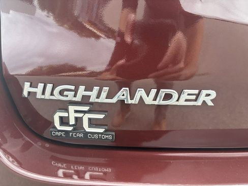 Used 2018 Toyota Highlander FWD V6 image 37