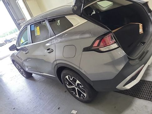 Used 2024 Kia Sportage EX AWD/4WD image 14