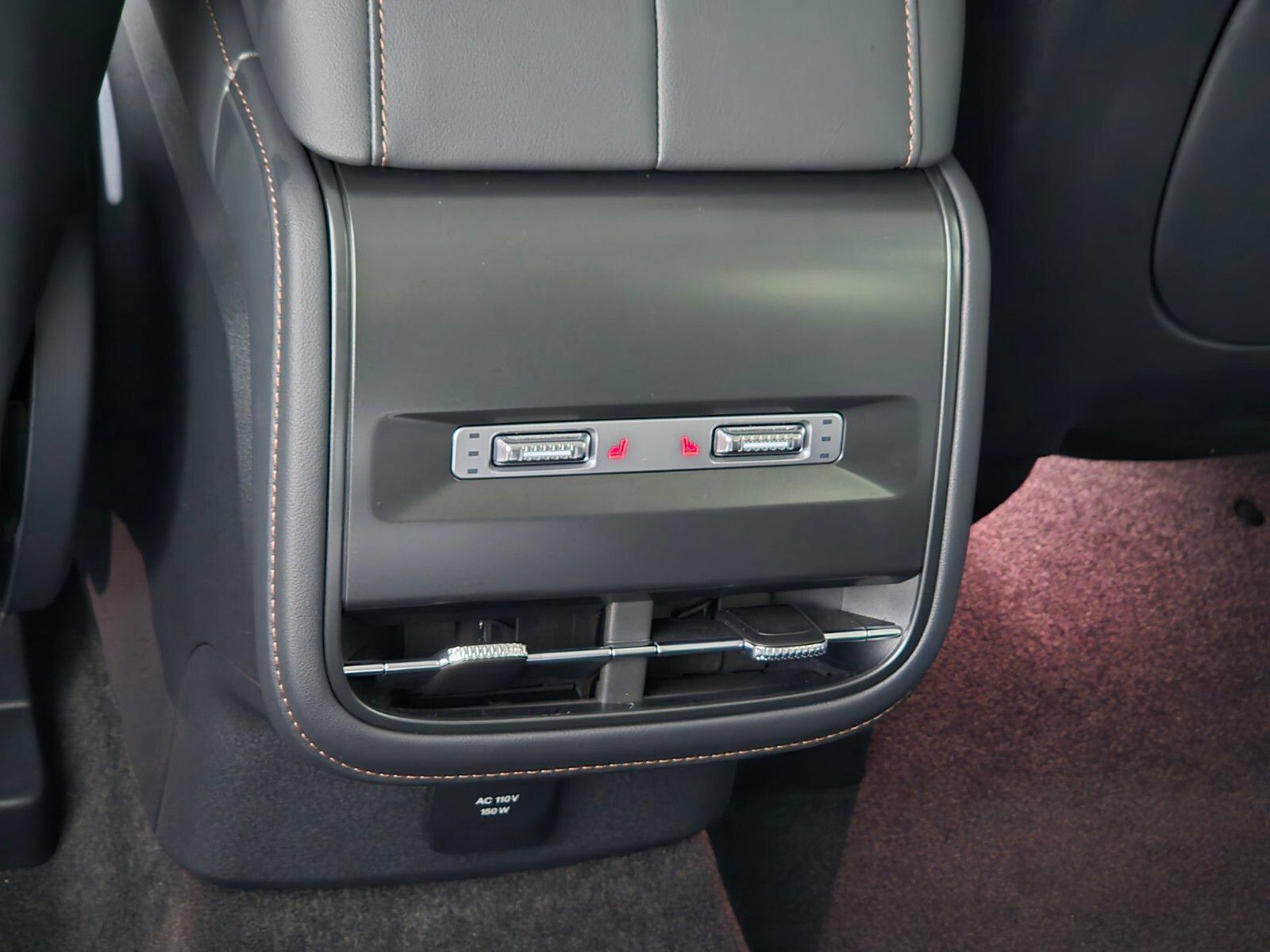 New 2026 Lincoln Nautilus Premier w/ Equipment Group 102A AWD/4WD image 17