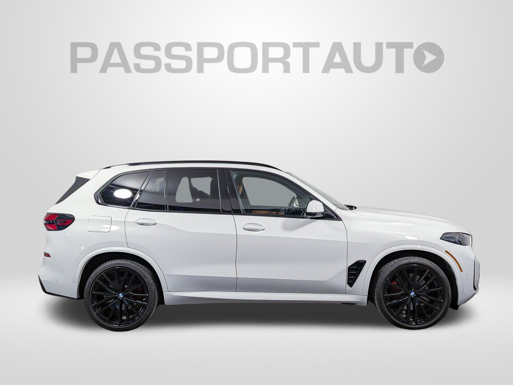 Used 2026 BMW X5 xDrive40i w/ M Sport Package AWD/4WD image 6