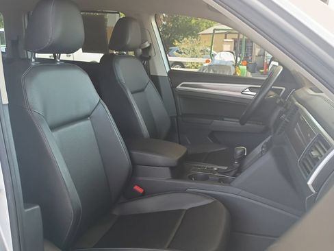 Used 2019 Volkswagen Atlas SE FWD image 3
