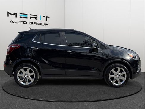 Used 2018 Buick Encore Premium image 10