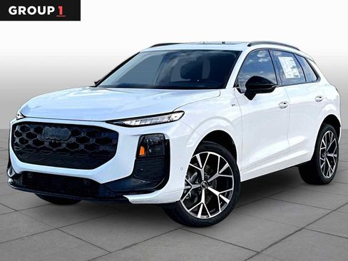 New 2026 Audi Q3 quattro 2.0T AWD/4WD image 1