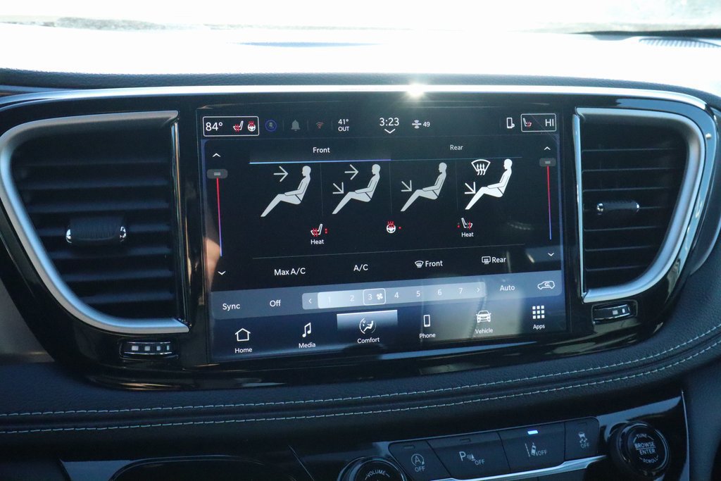 New 2026 Chrysler Pacifica Select w/ S Appearance Package FWD image 7