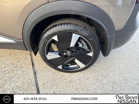 New 2026 Nissan Kicks SR w/ Cold Weather Package image 20