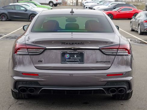 Certified 2023 Maserati Quattroporte Modena Q4 AWD/4WD image 6
