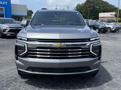 Used 2025 Chevrolet Tahoe LT AWD/4WD image 8