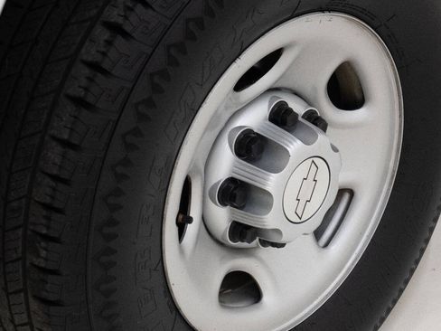 Used 2016 Chevrolet Express 2500 RWD image 62