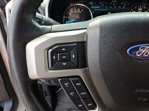 Used 2018 Ford F150 Lariat w/ Equipment Group 502A Luxury image 22