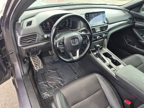 Used 2020 Honda Accord Sport image 16