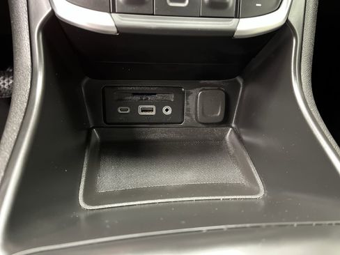 Certified 2024 GMC Terrain SLT image 24