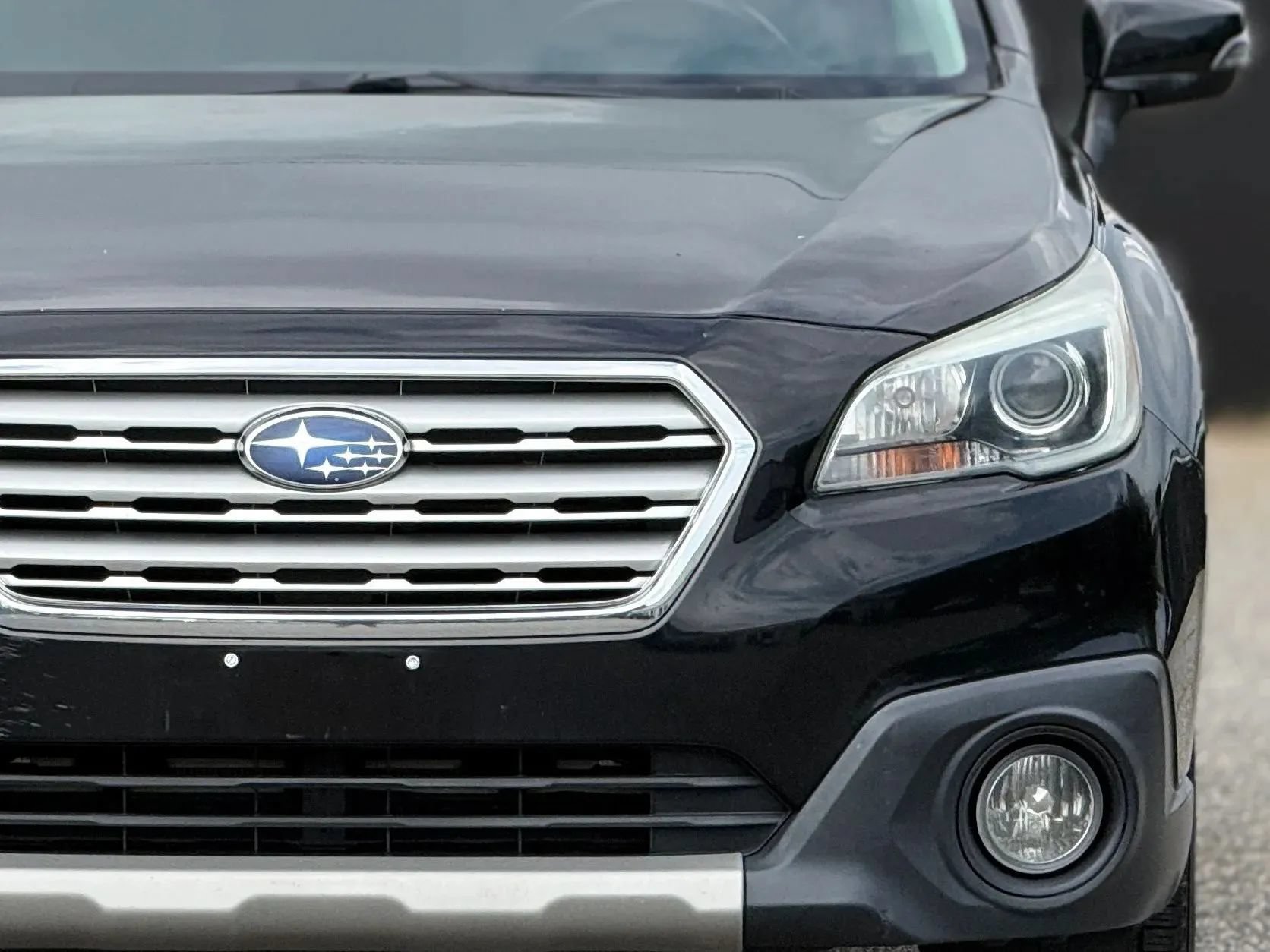 Used 2016 Subaru Outback 2.5i Limited AWD/4WD image 12