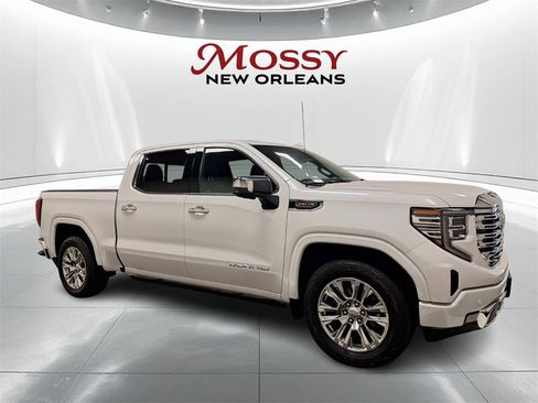 Used 2022 GMC Sierra 1500 Denali w/ Technology Package image 3