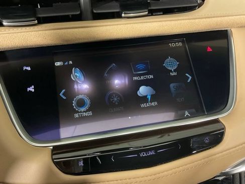 Used 2019 Cadillac XT5 Platinum AWD/4WD image 11