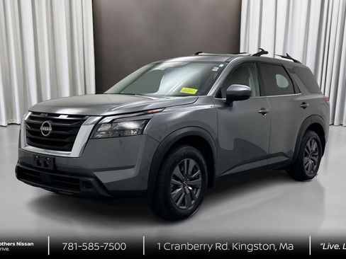 Used 2023 Nissan Pathfinder SV w/ SV Premium Package AWD/4WD image 1