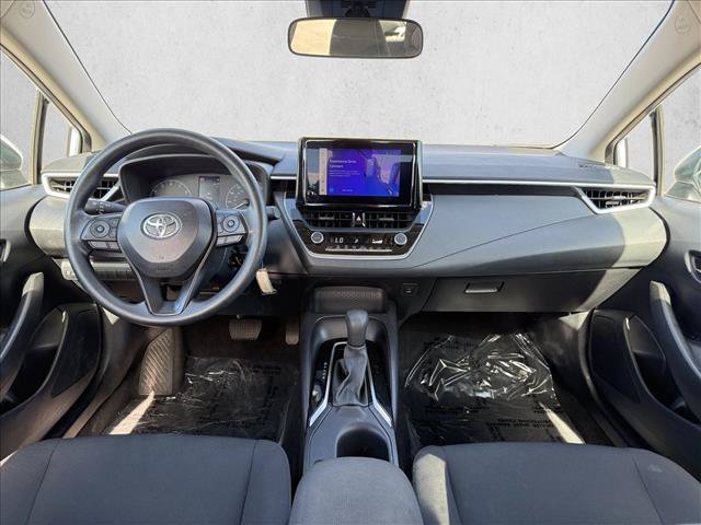 Used 2025 Toyota Corolla LE FWD image 13
