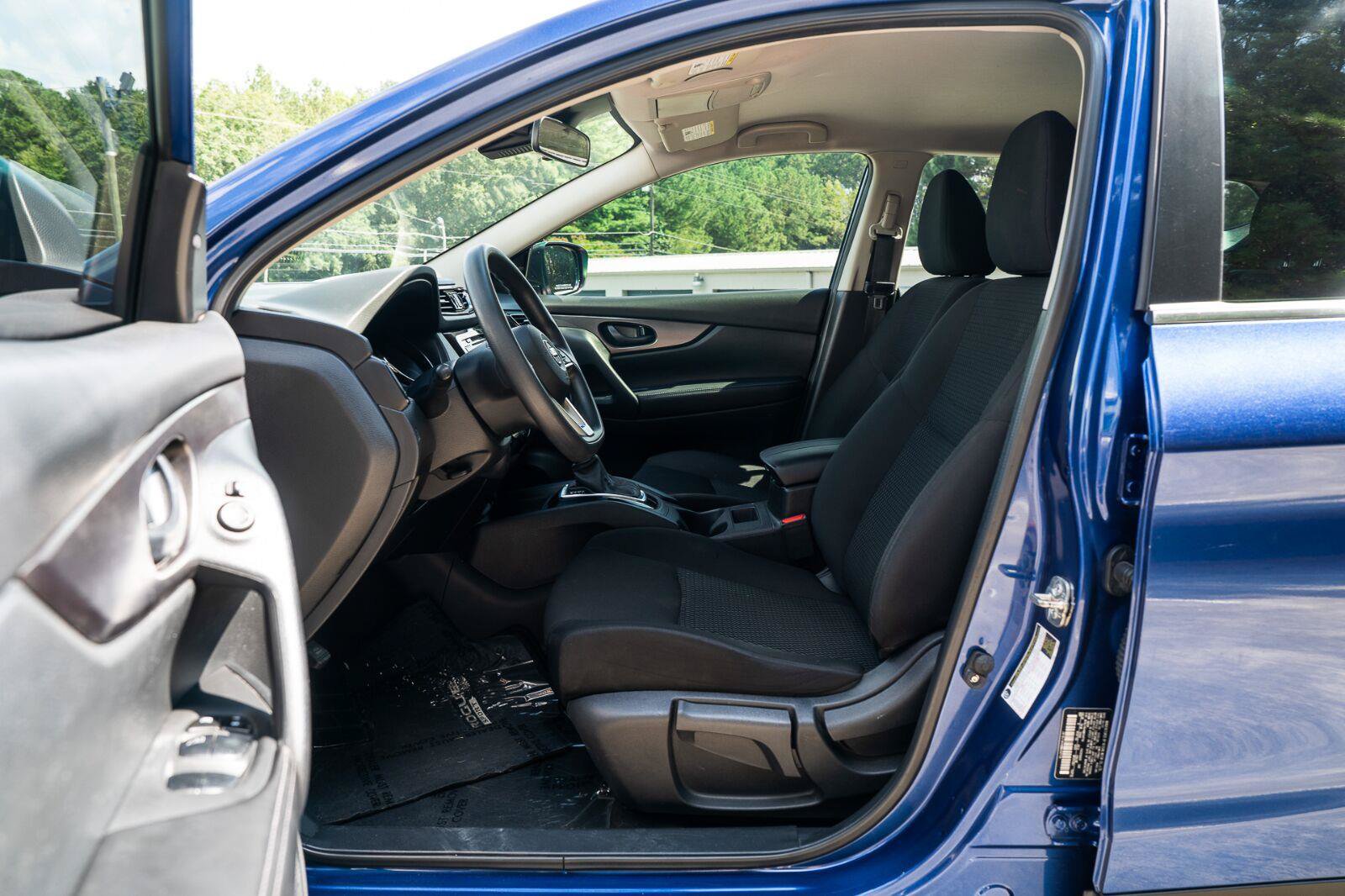Used 2021 Nissan Rogue Sport S FWD image 17