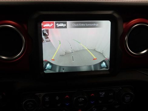 Certified 2021 Jeep Gladiator Rubicon image 36