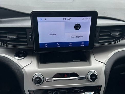 Used 2022 Ford Explorer XLT w/ Class IV Trailer Tow Package image 17