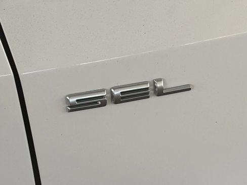 Used 2020 Ford Escape SEL FWD image 12