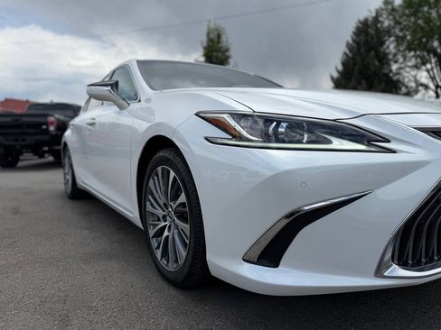 Used 2020 Lexus ES 350 w/ Premium Package FWD image 26