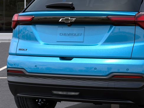 New 2027 Chevrolet Bolt LT w/ Comfort Package FWD image 14