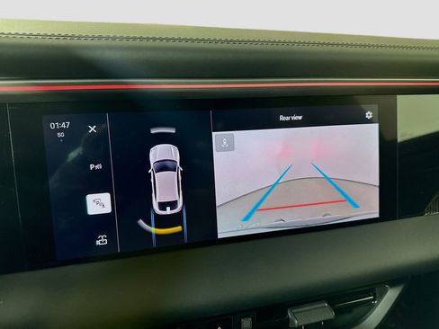 Used 2024 Porsche Macan 4 Electric image 17