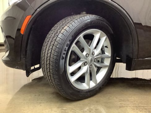 Used 2025 Dodge Durango GT AWD/4WD image 27