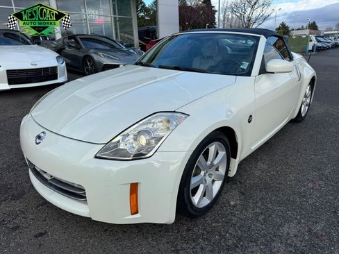 Used 2006 Nissan 350Z Touring image 1