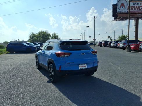 Used 2023 Chevrolet TrailBlazer RS w/ Sun and Liftgate Package AWD/4WD image 6