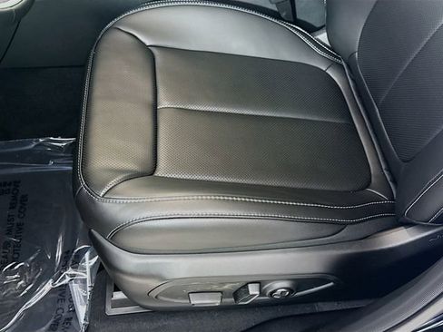 New 2025 Jeep Grand Cherokee L Limited image 19