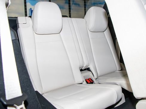 Used 2026 Mercedes-Benz GLE 450 4MATIC image 23