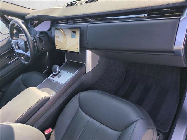 Certified 2024 Land Rover Range Rover SE AWD/4WD image 24